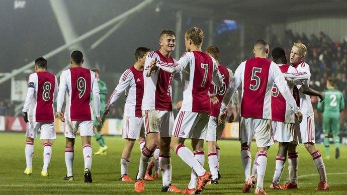 改革创新的 改革创新的