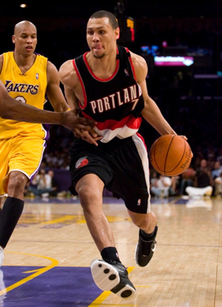 巨人的主场 巨人的主场